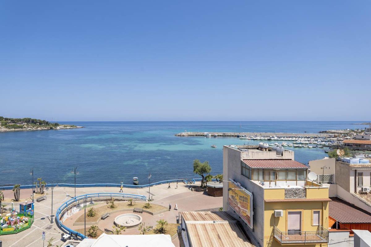 B&B Una Terrazza Sul Golfo Di ספראקוואלו מראה חיצוני תמונה