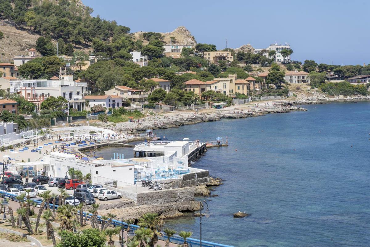 B&B Una Terrazza Sul Golfo Di ספראקוואלו מראה חיצוני תמונה