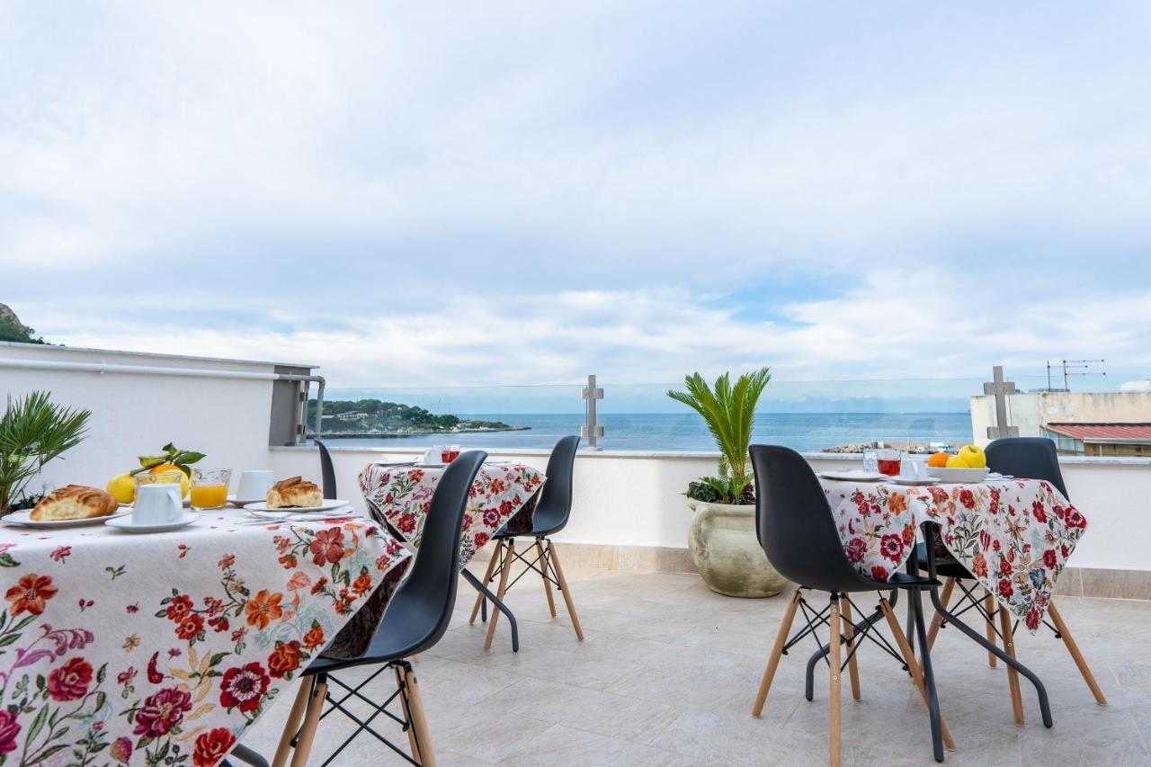 B&B Una Terrazza Sul Golfo Di ספראקוואלו מראה חיצוני תמונה