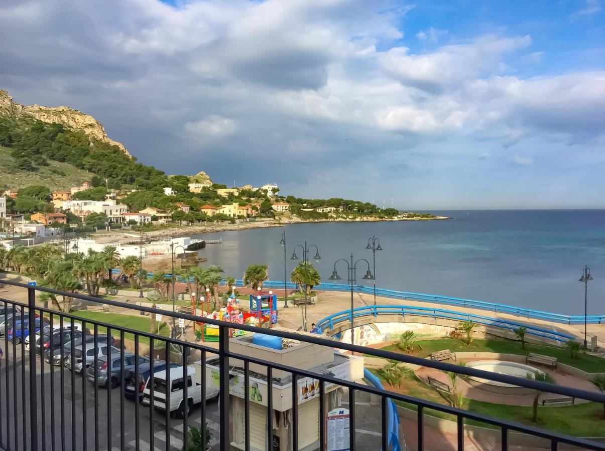 B&B Una Terrazza Sul Golfo Di ספראקוואלו מראה חיצוני תמונה