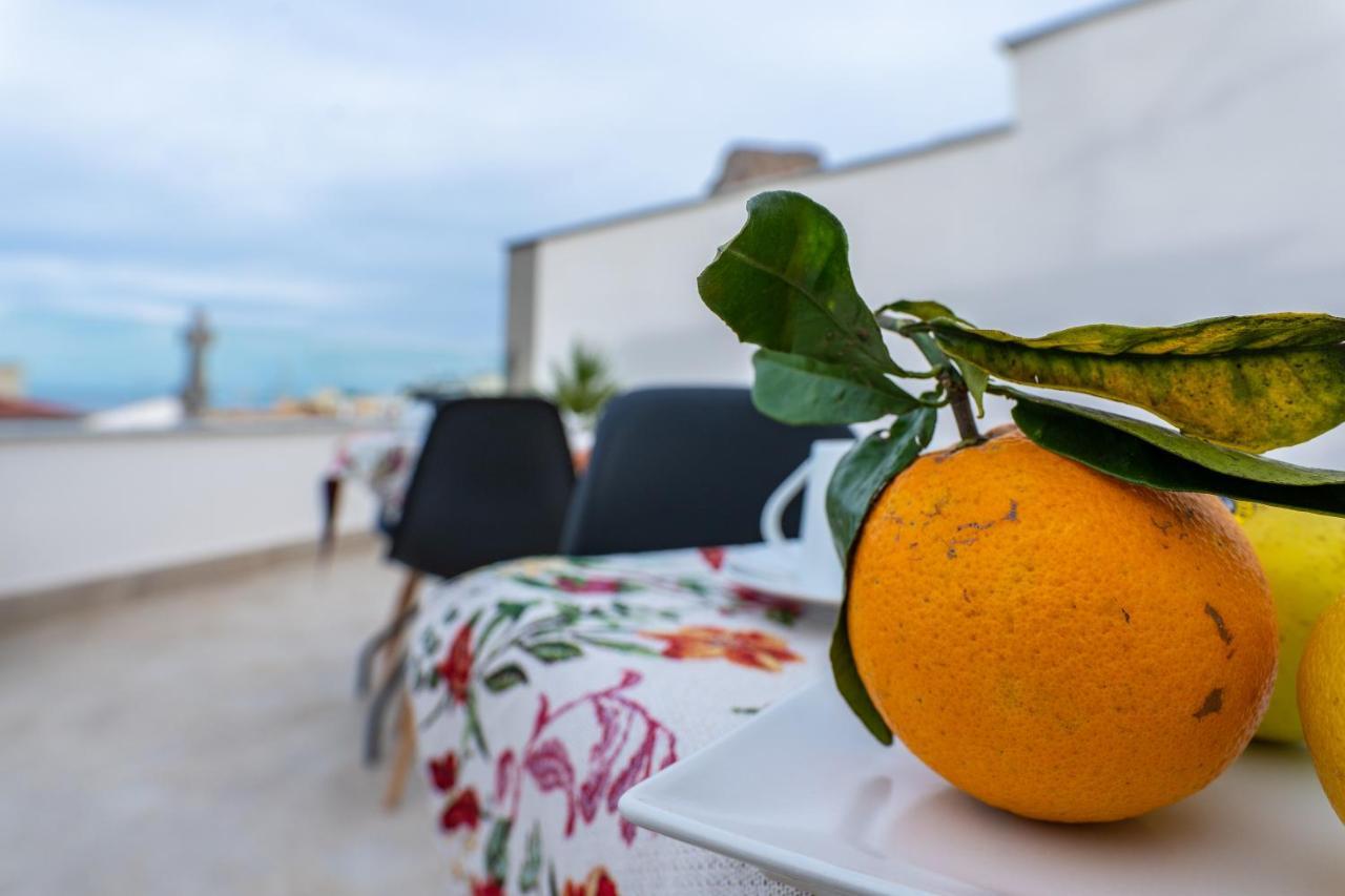 B&B Una Terrazza Sul Golfo Di ספראקוואלו מראה חיצוני תמונה