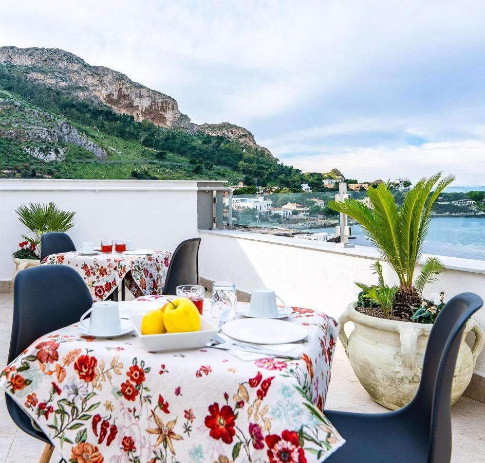 B&B Una Terrazza Sul Golfo Di ספראקוואלו מראה חיצוני תמונה