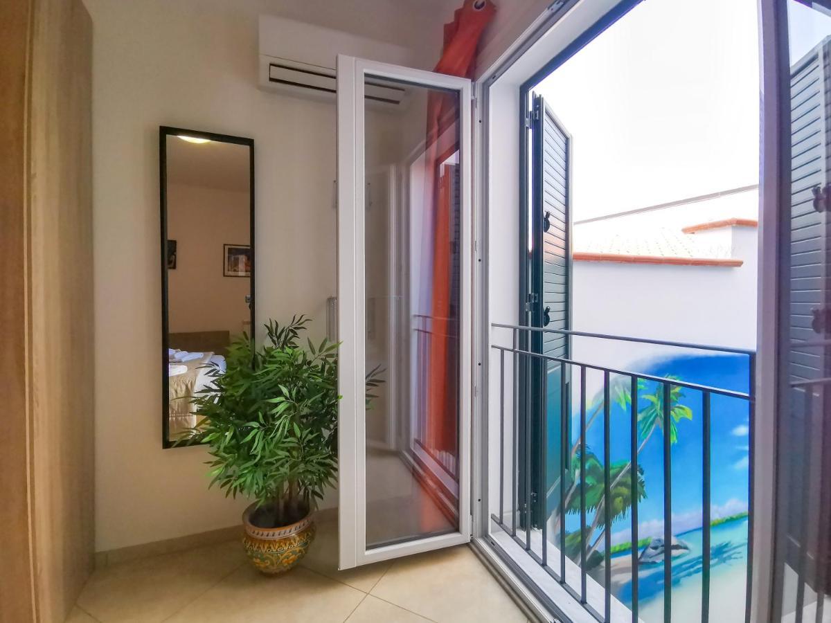 B&B Una Terrazza Sul Golfo Di ספראקוואלו חדר תמונה
