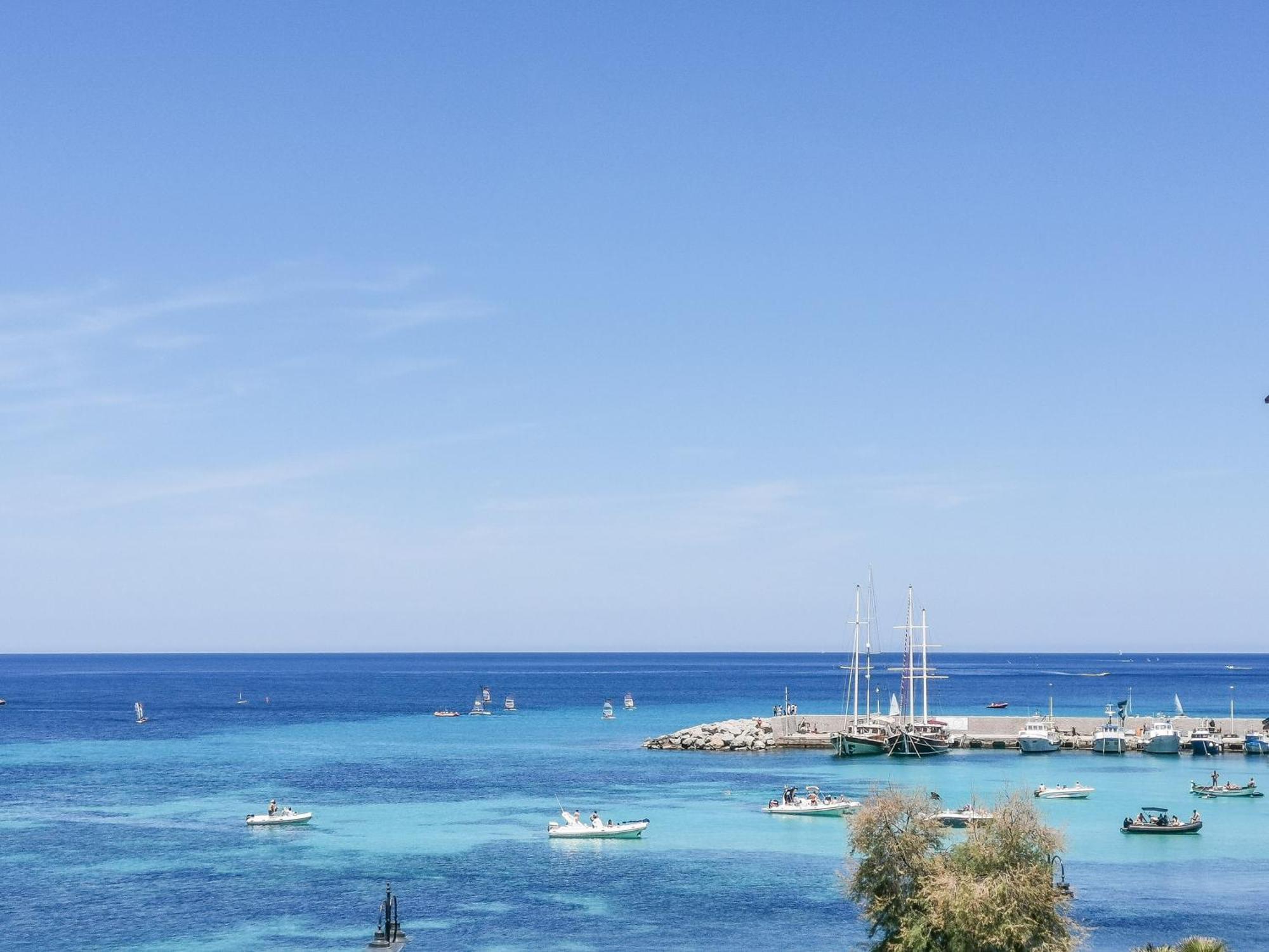 B&B Una Terrazza Sul Golfo Di ספראקוואלו מראה חיצוני תמונה